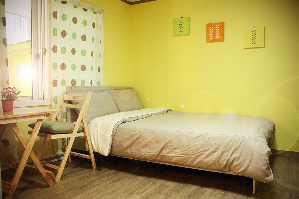 Lee & No Guesthouse Hongdae Seul Exterior foto