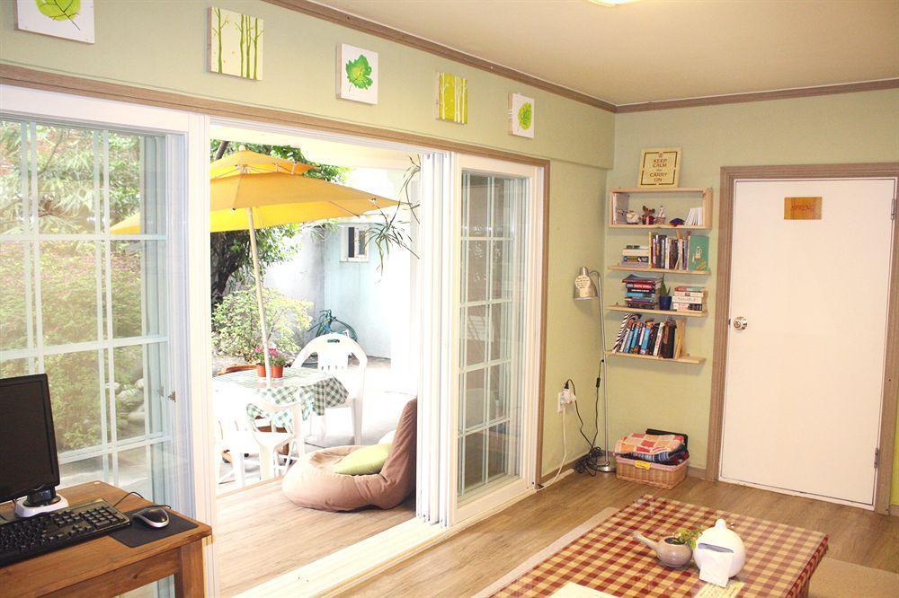 Lee & No Guesthouse Hongdae Seul Exterior foto