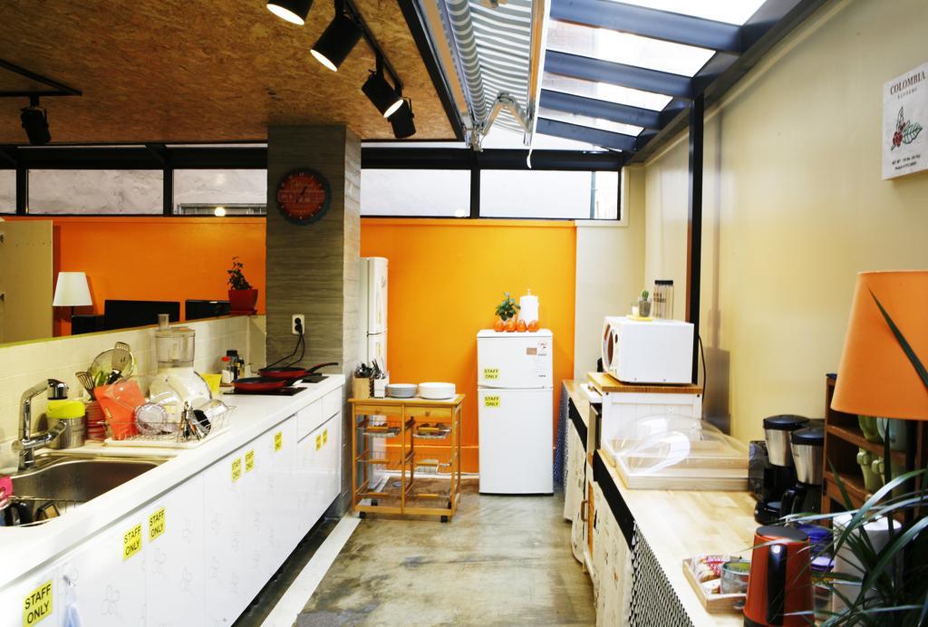 Lee & No Guesthouse Hongdae Seul Exterior foto