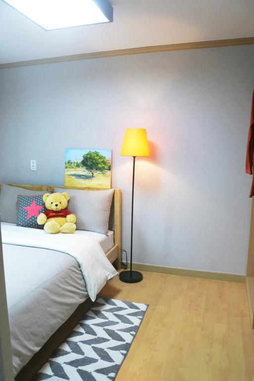 Lee & No Guesthouse Hongdae Seul Exterior foto