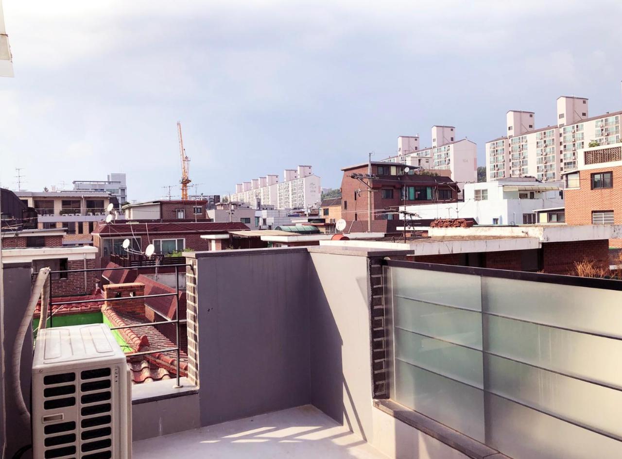 Lee & No Guesthouse Hongdae Seul Exterior foto