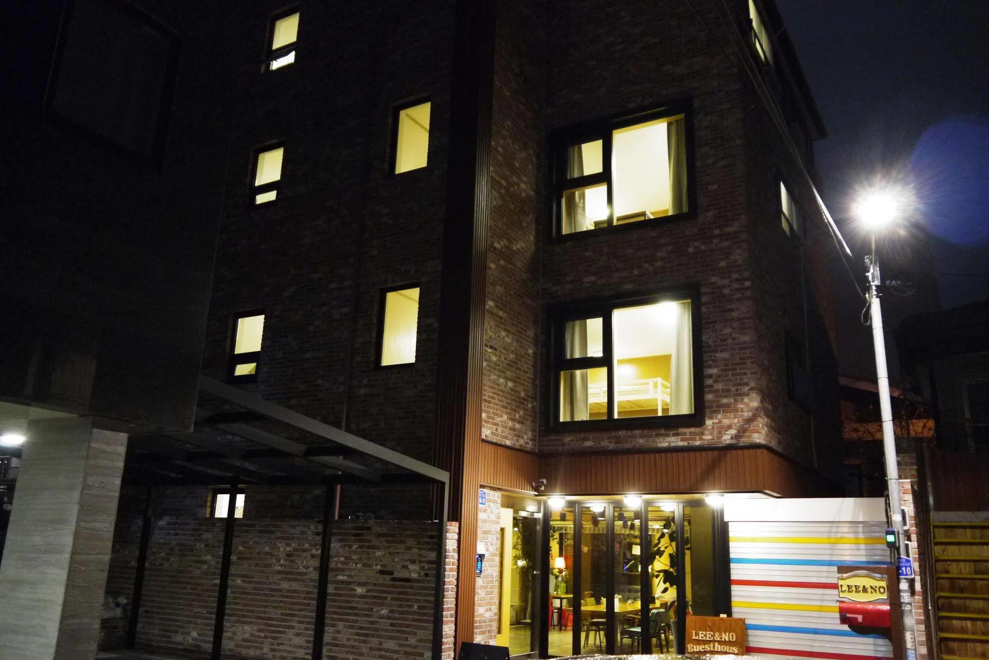 Lee & No Guesthouse Hongdae Seul Exterior foto